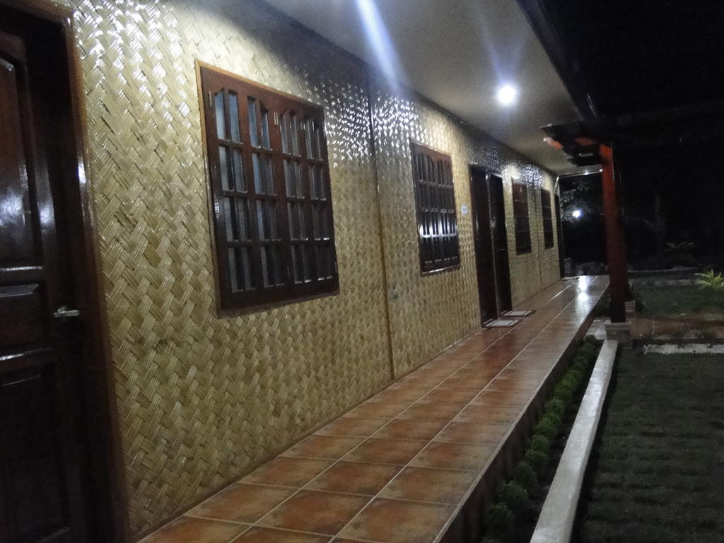 Susan'S Place Bed And Breakfast Puerto Princesa Exteriör bild